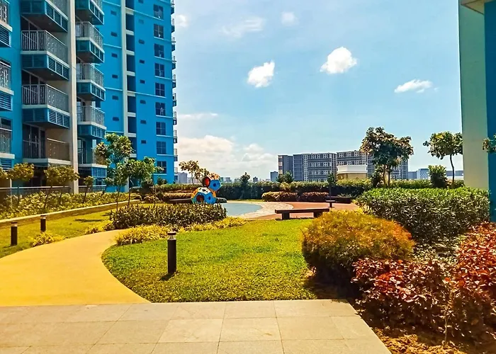 Apartment Luxury 3br Near Solaire, Airport Ii Infinity Pool