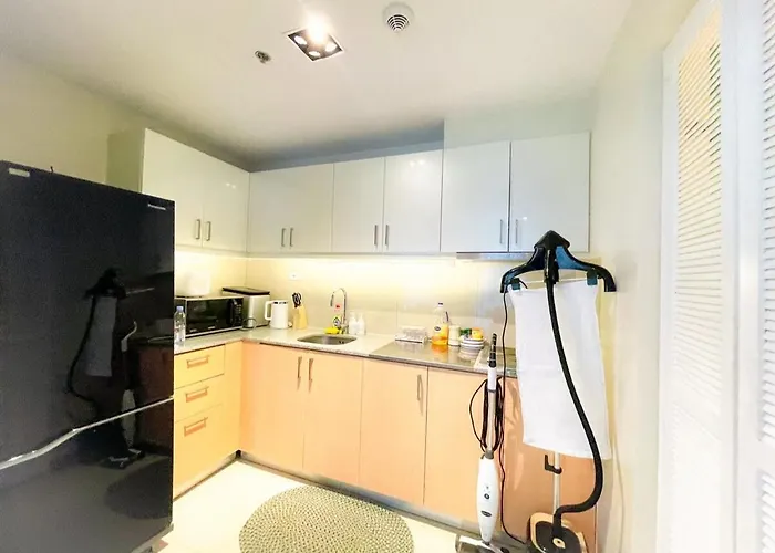 Luxury 3br Near Solaire, Airport Ii Infinity Pool *