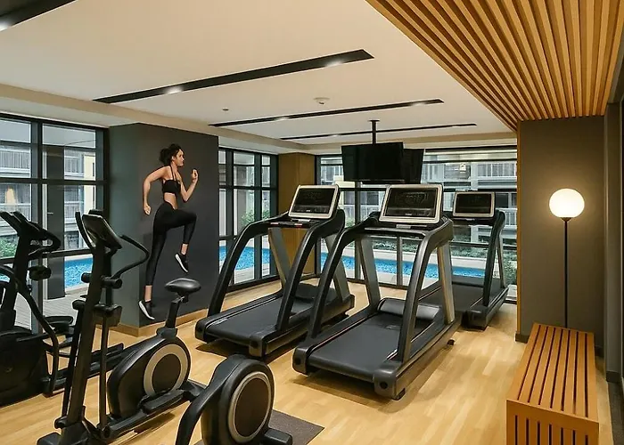 Luxury 3br Near Solaire, Airport Ii Infinity Pool * Manila